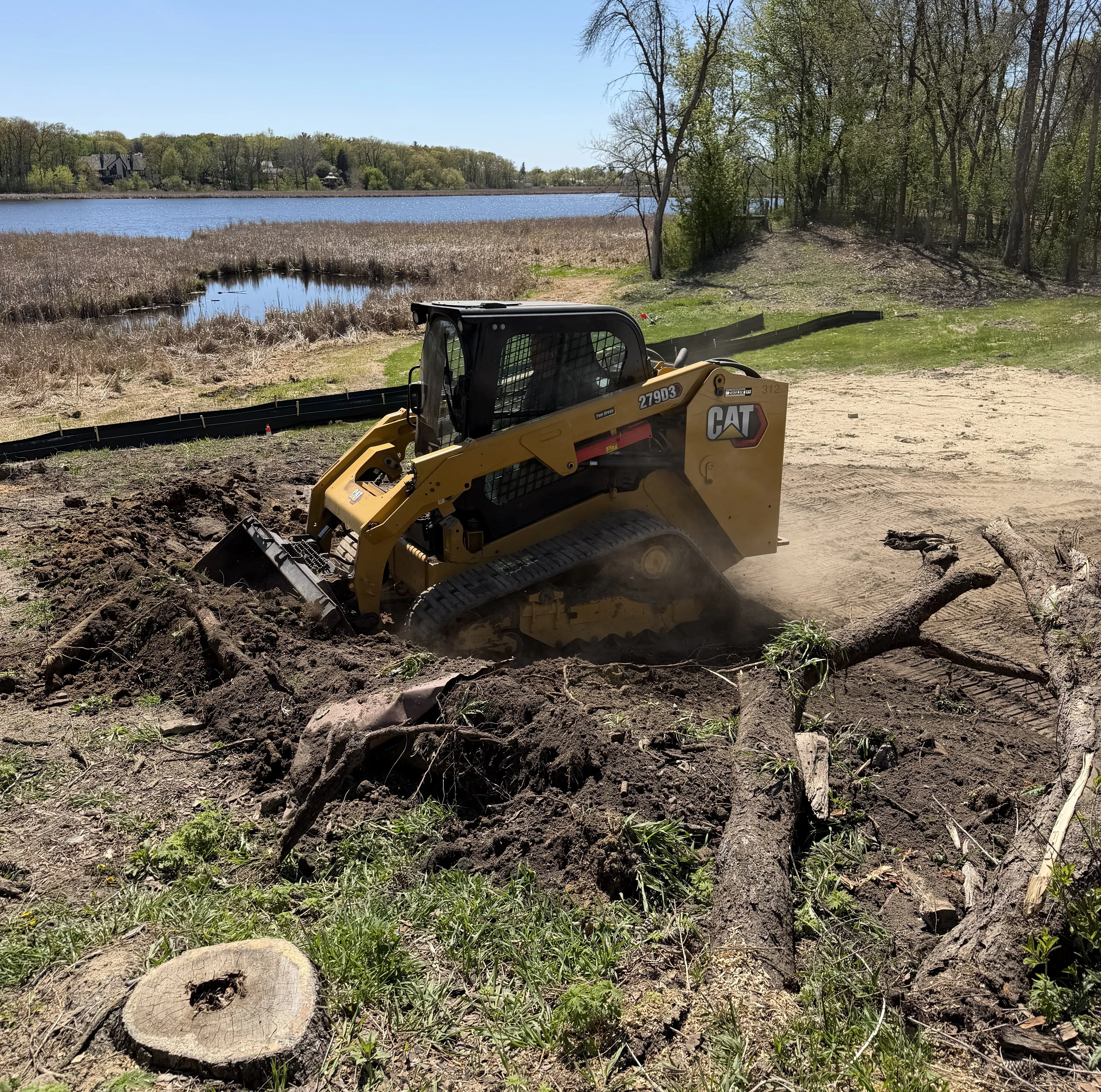 Heavy equipment grading and structural excavation service